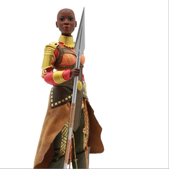 SALE MARVEL WAKONDA SHURI & OKOYE DOLLS - Picture 4 of 13